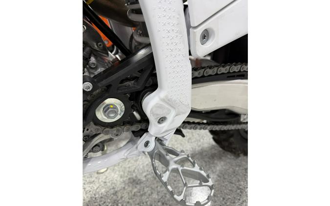 2025 Husqvarna Motorcycles FC 350 HERITAGE