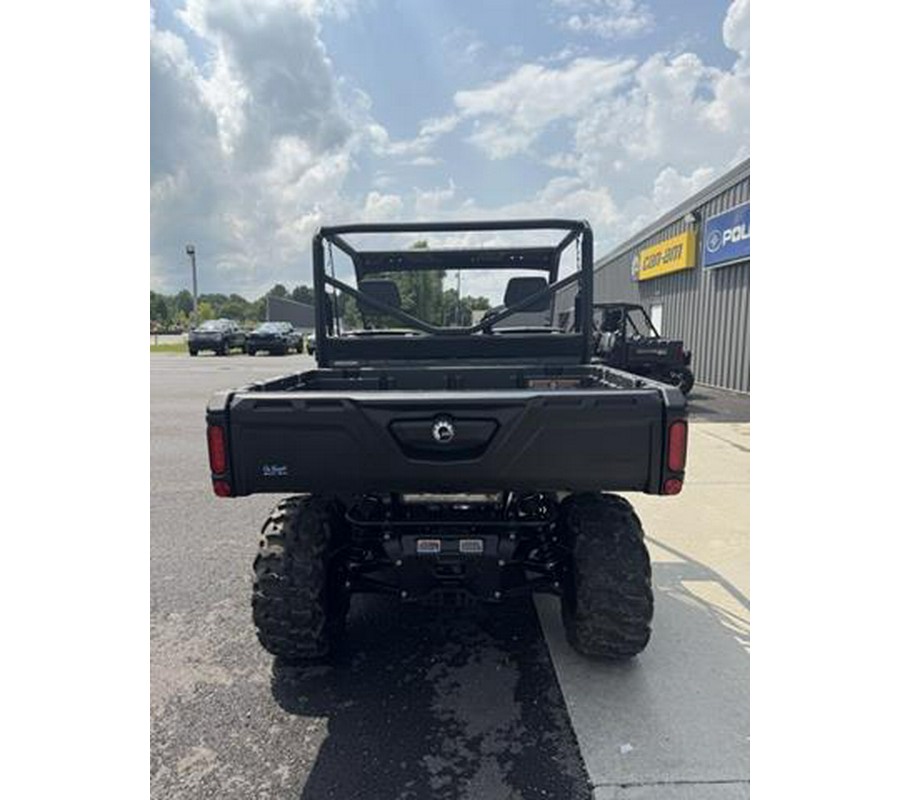 2026 Can-Am Defender HD7