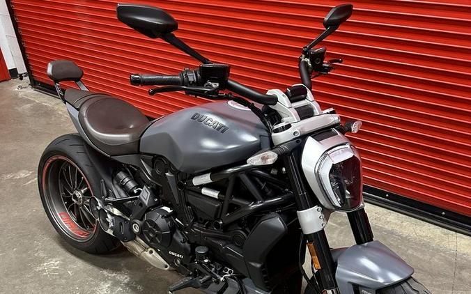 2020 Ducati X Diavel Liquid Concrete Grey