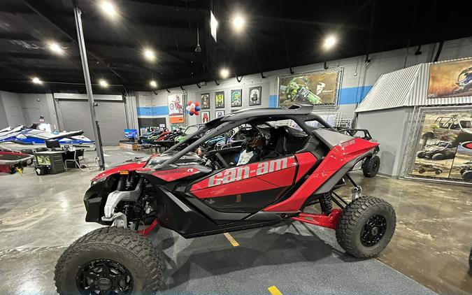 2024 Can-am MAVERICK R X 999T DCT