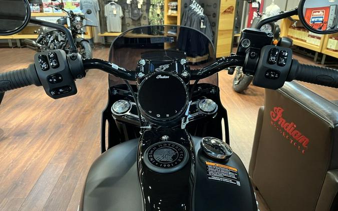 2024 Indian Motorcycle® Sport Chief Black Smoke