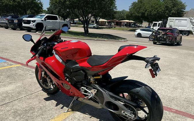 2026 Ducati Panigale V4