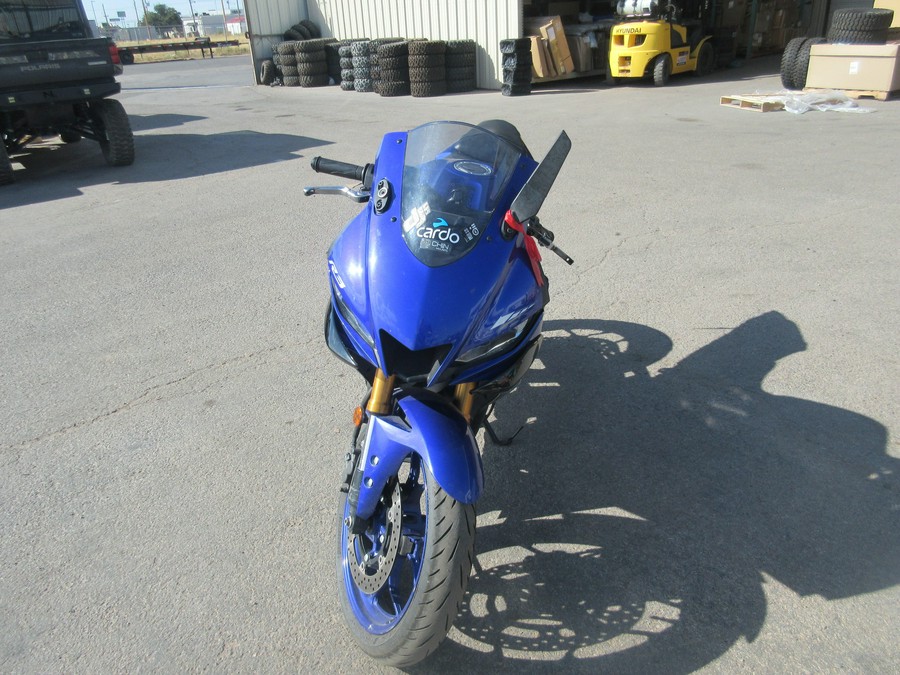 2019 YAMAHA YZF-R3