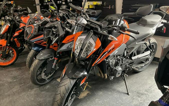 2024 KTM Duke 790