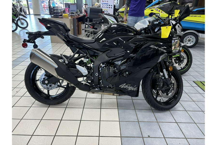 2024 Kawasaki NINJA ZX-4RR ABS