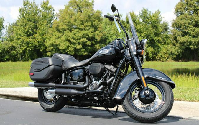 2024 Harley-Davidson Softail FLHCS - Heritage Classic