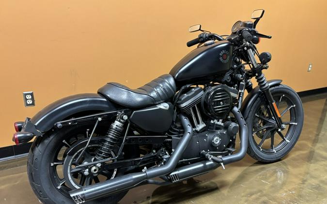 XL 883N 2021 Iron 883™