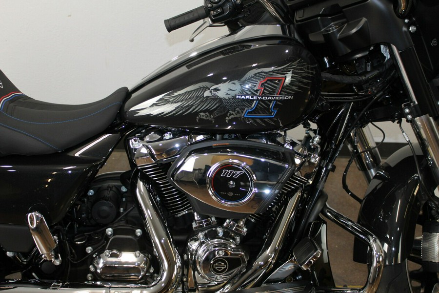 2026 Harley-Davidson® Street Glide® Midnight Ember