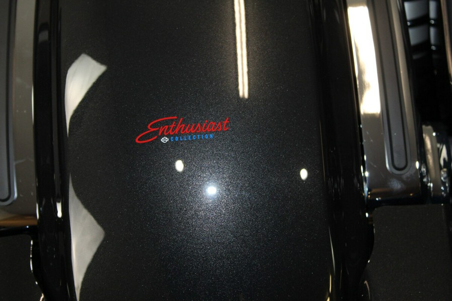 2026 Harley-Davidson® Street Glide® Midnight Ember