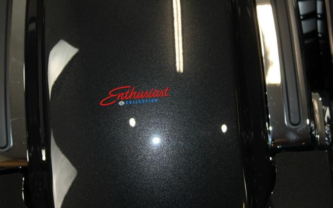 2026 Harley-Davidson® Street Glide® Midnight Ember