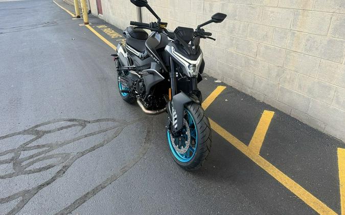 2026 CFMOTO NK 800