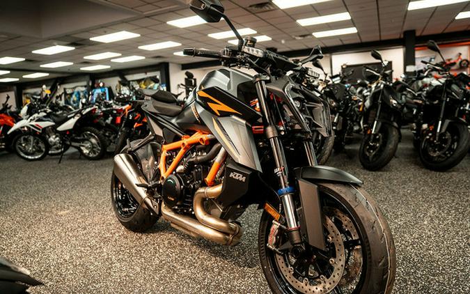 2025 KTM Super Duke 1390 R EVO