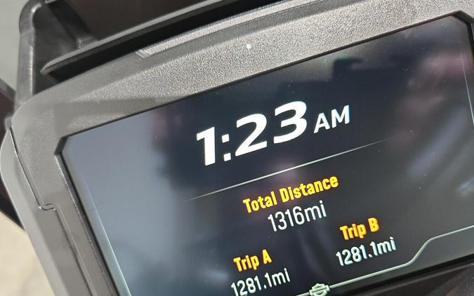 RA1250ST 2025 Pan America® 1250 ST