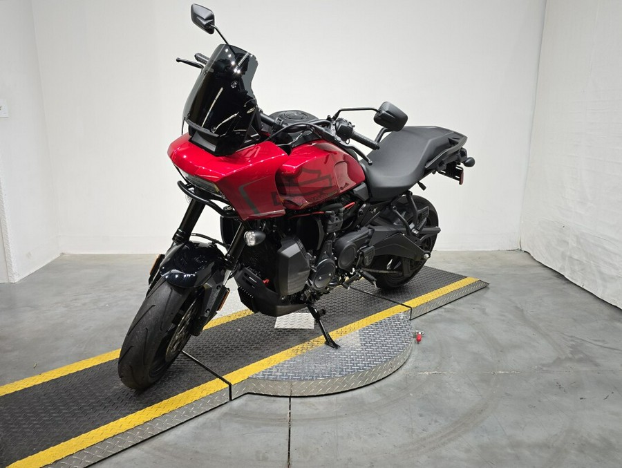 RA1250ST 2025 Pan America® 1250 ST