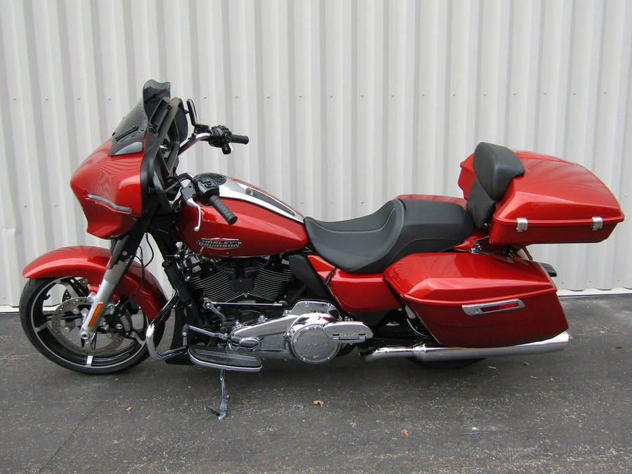 2024 Harley-Davidson® FLHX - Street Glide®
