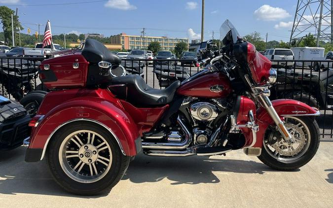 2013 Harley-Davidson Trike FLHTCUTG - Tri Glide Ultra Classic