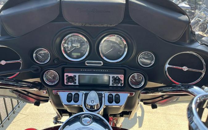 2013 Harley-Davidson Trike FLHTCUTG - Tri Glide Ultra Classic
