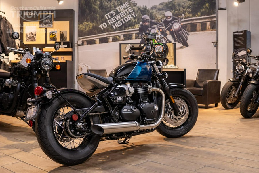 2026 Triumph Bonneville Bobber Interstellar Blue