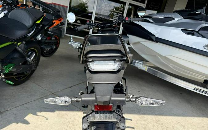 2024 Husqvarna® Svartpilen 401