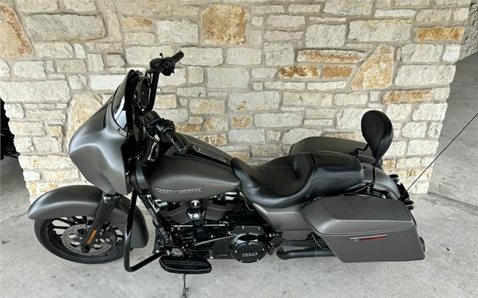 2019 Harley-Davidson Street Glide Special