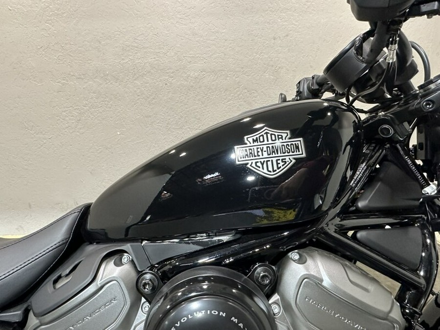 Harley-Davidson Nightster™ 2024 RH975 84467915 VIVID BLACK