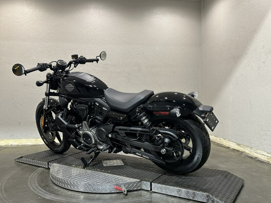 2024 Harley-Davidson Nightster™ Vivid Black