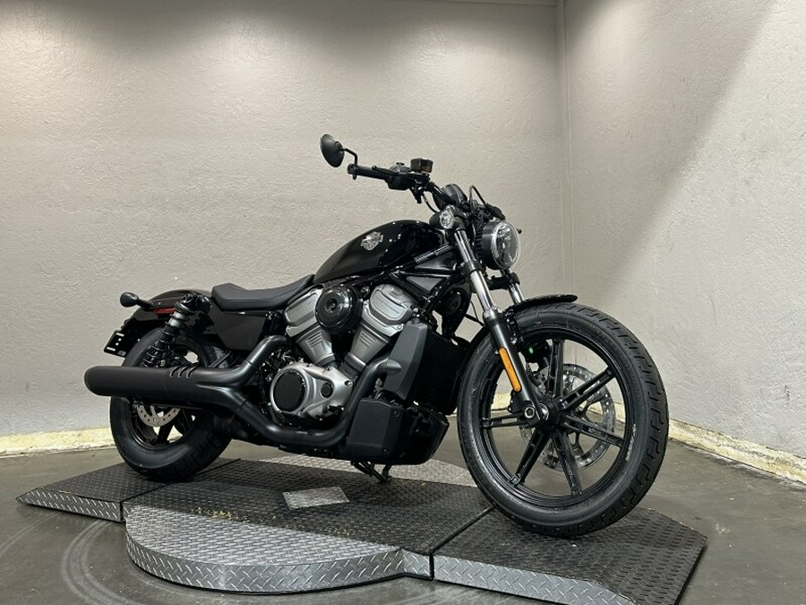 2024 Harley-Davidson Nightster™ Vivid Black