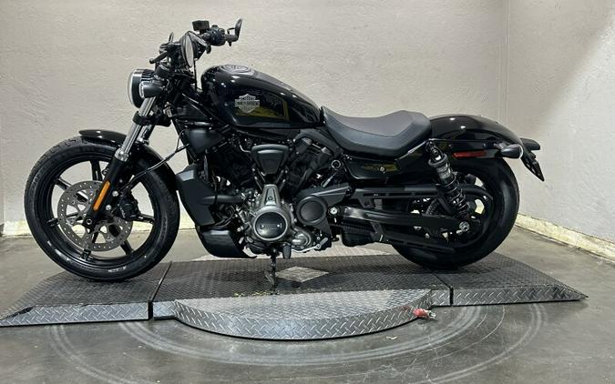 2024 Harley-Davidson Nightster™ Vivid Black