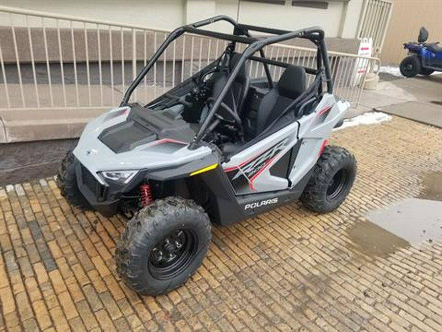 2024 Polaris RZR 200 EFI