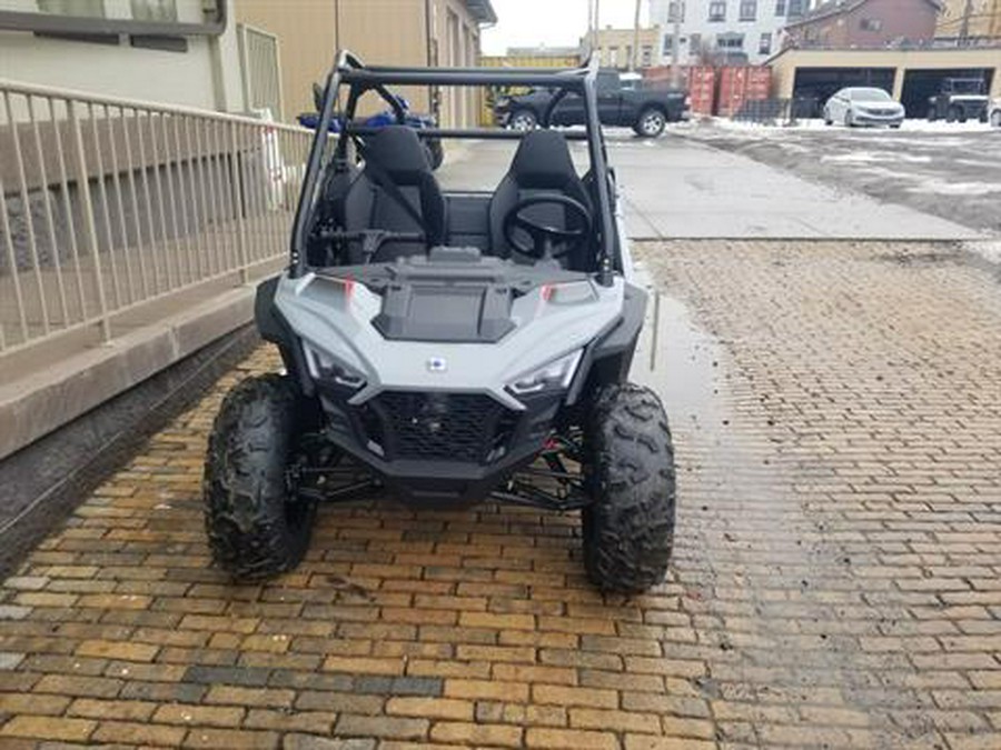 2024 Polaris RZR 200 EFI