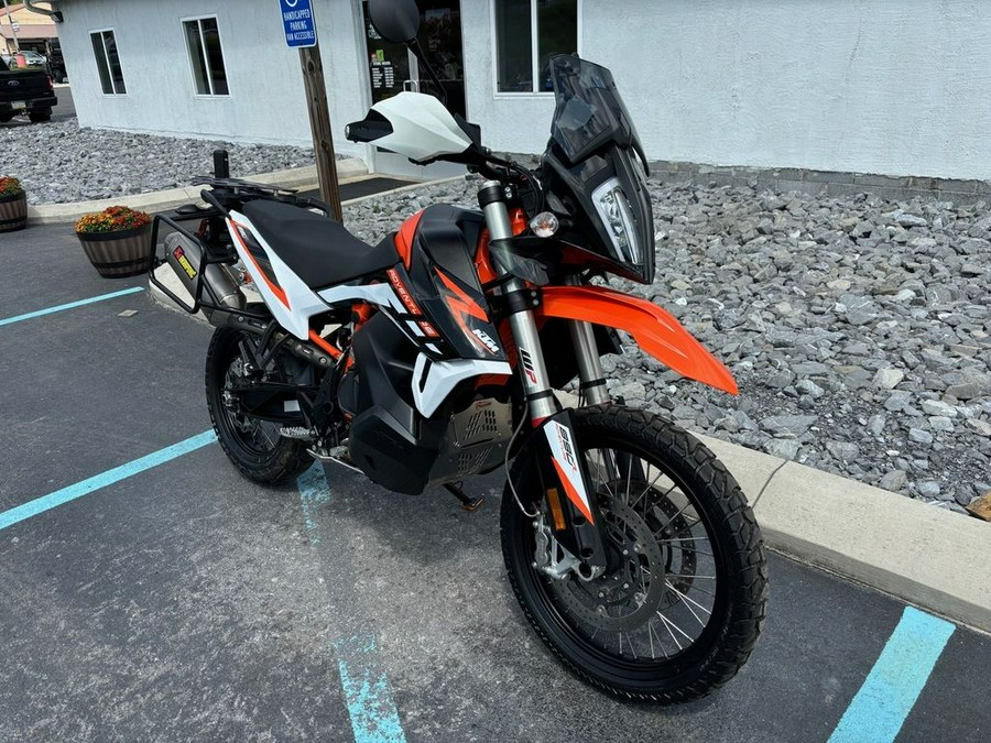 2022 KTM 890 Adventure R