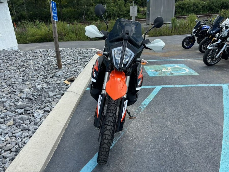 2022 KTM 890 Adventure R