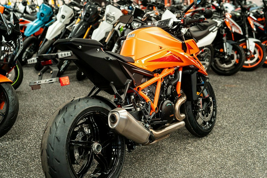 2025 KTM Super Duke 1390 R EVO
