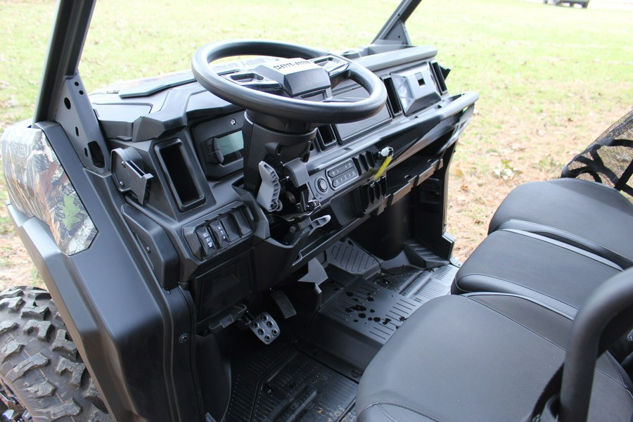 2026 Can-Am DEFENDER MAX XT HD11