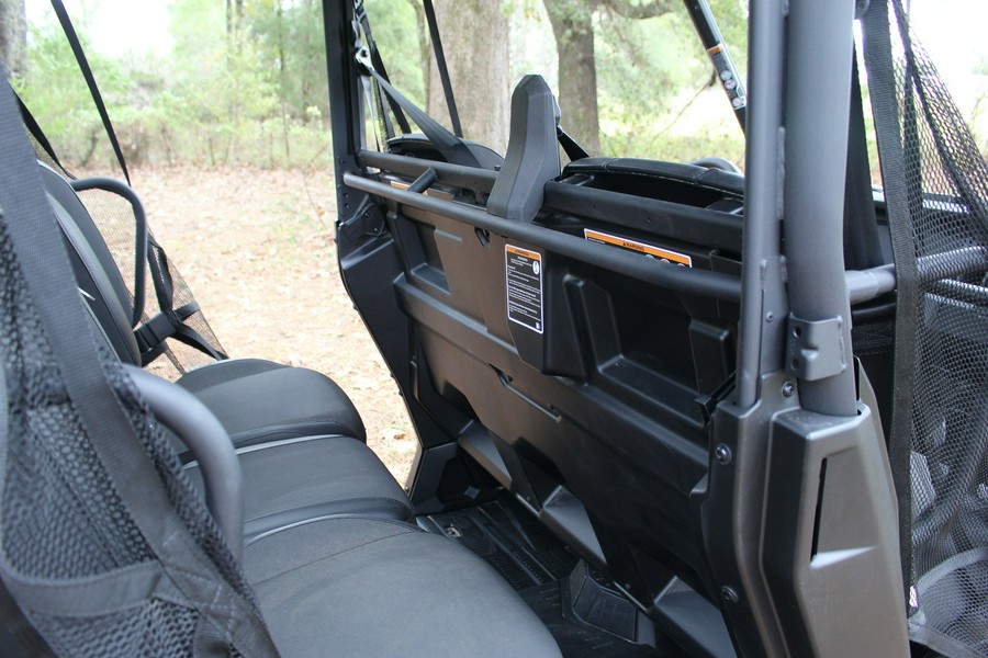 2026 Can-Am DEFENDER MAX XT HD11