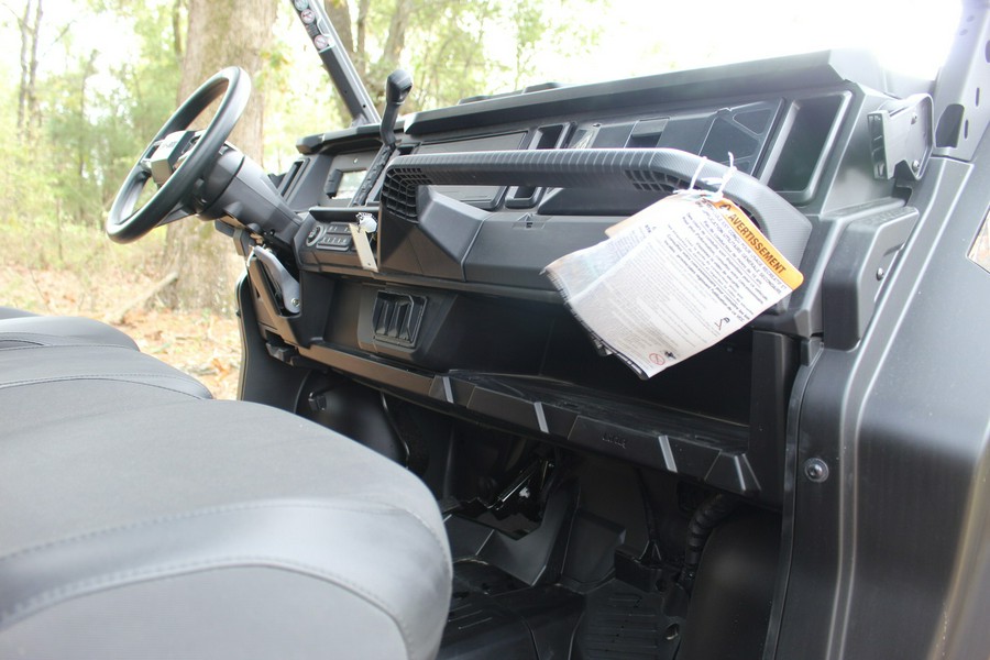 2026 Can-Am DEFENDER MAX XT HD11