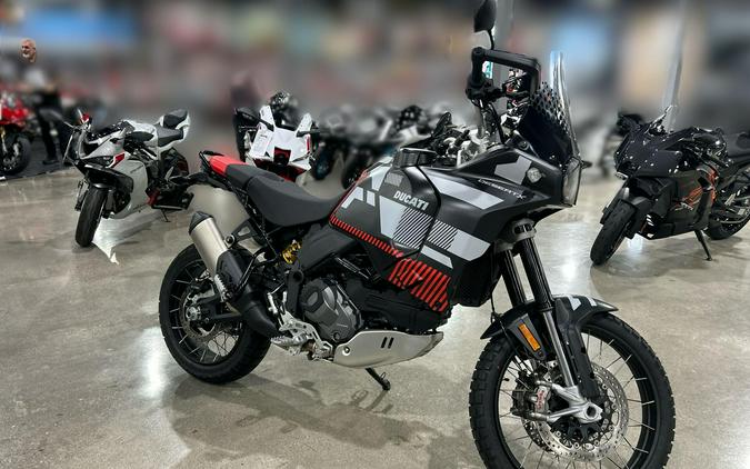 2024 Ducati DESERT X