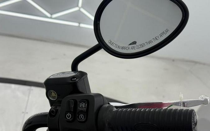 2023 Indian Motorcycle® Chief Dark Horse® Black Smoke