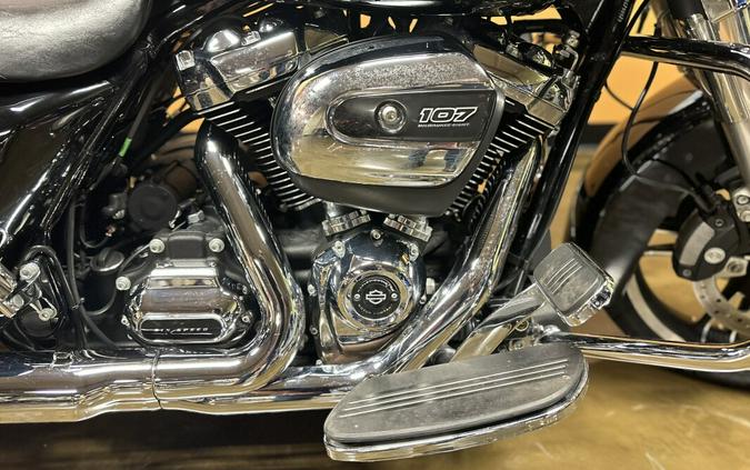 FLHX 2017 Street Glide®