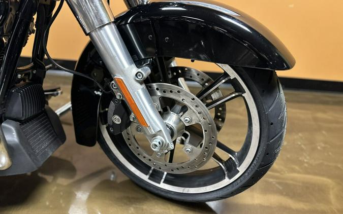 FLHX 2017 Street Glide®