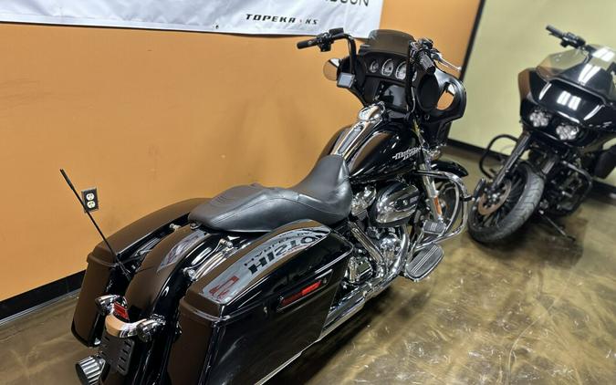 FLHX 2017 Street Glide®