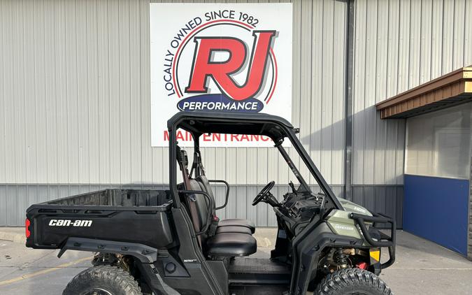 2019 Can-Am Defender HD5