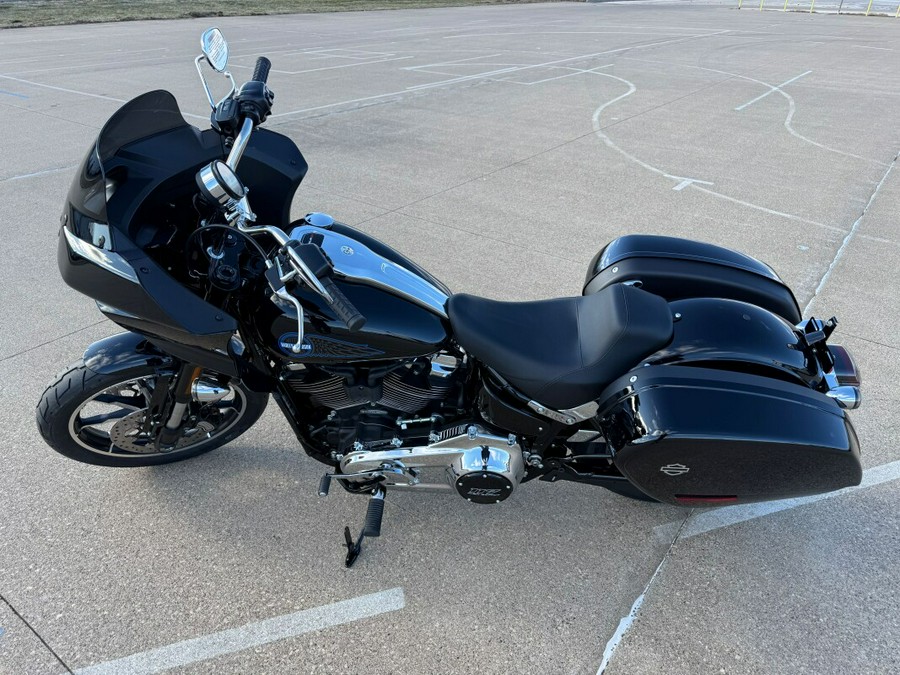 2026 Harley-Davidson® Low Rider® ST Vivid Black - Chrome