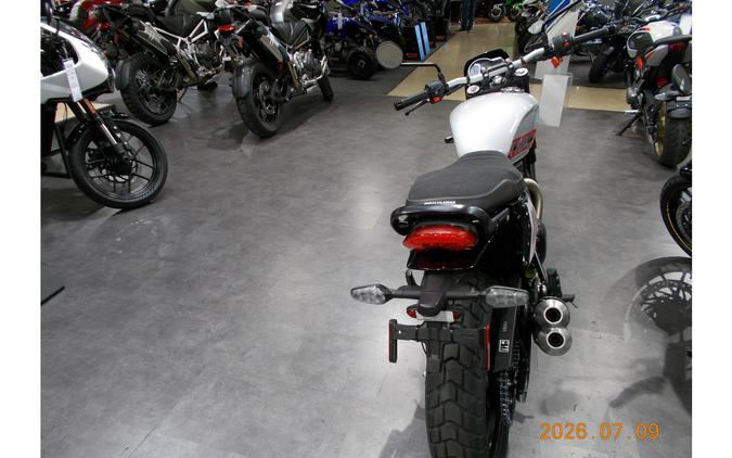 2027 Street Tracker 400 - Triumph