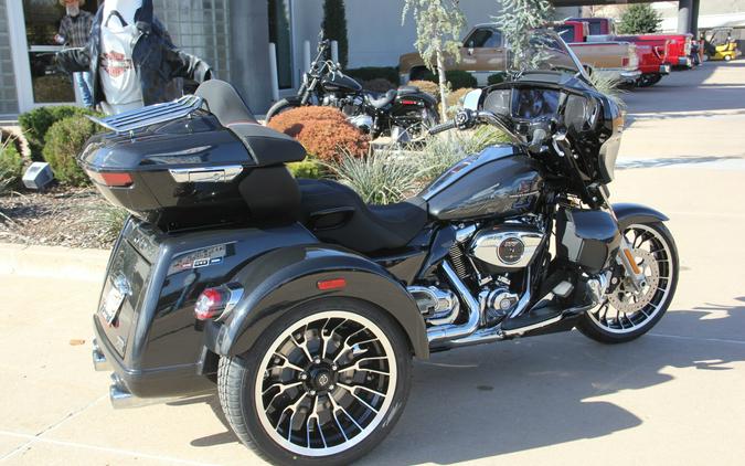 2026 Harley-Davidson Street Glide 3 Limited Liberty Edition