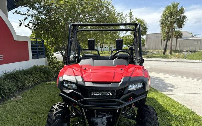 2023 Honda® Pioneer 700 Deluxe