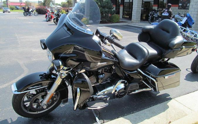 2015 Harley-Davidson FLHTCU - Electra Glide Ultra Classic