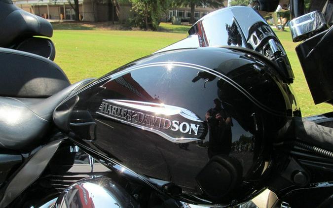 2015 Harley-Davidson FLHTCU - Electra Glide Ultra Classic