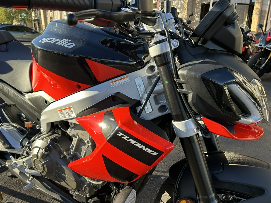 2026 Aprilia Tuono 457