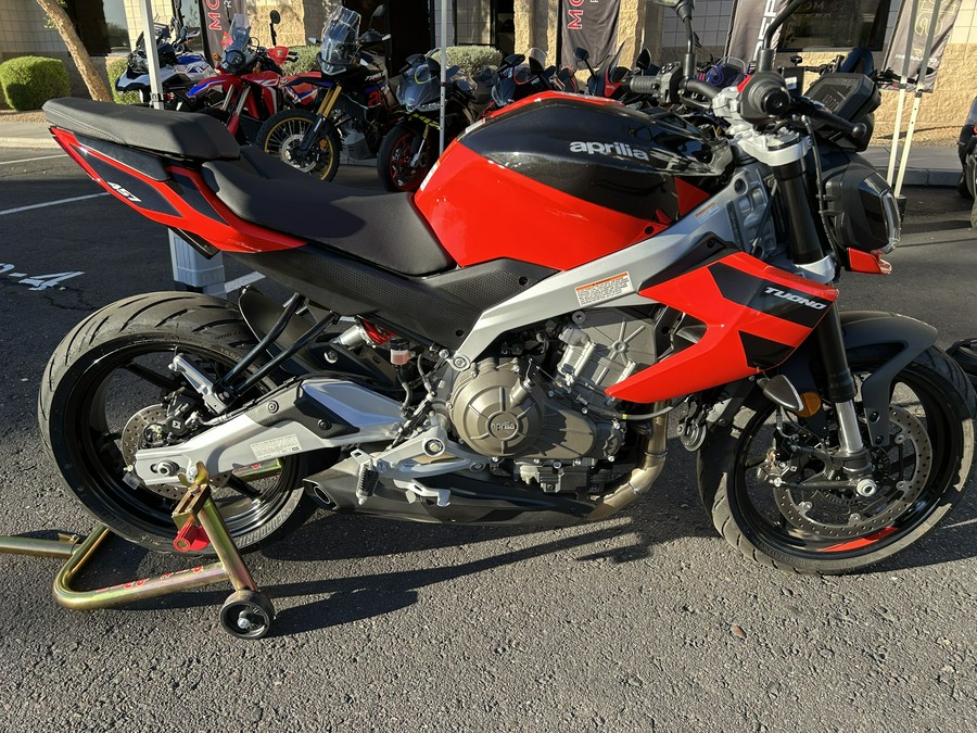 2026 Aprilia Tuono 457